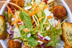 Can Diet Help Adenomyosis? Exploring the Role of Nutrition in Managing Symptoms
